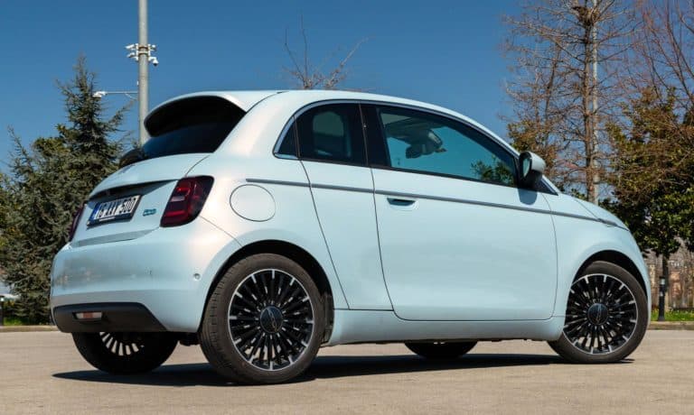 Fiat 500 elettrica.jpg