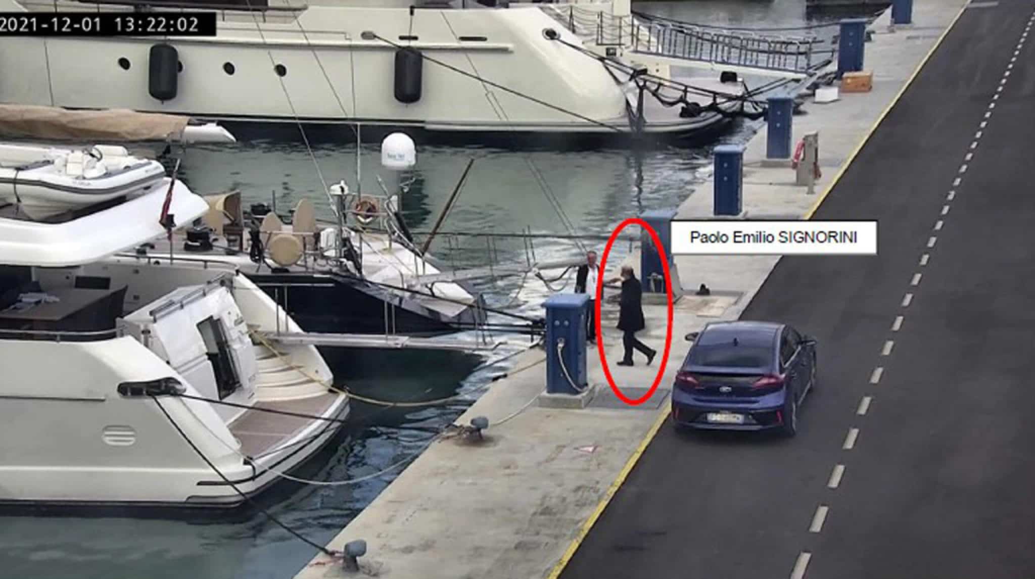 Caso Toti, la procura di Genova cerca una talpa interna. Aperto un fascicolo per rivelazione di segreto 1 GOLF 20240514113429338 a5cc8dc97696490f9e22805d4900446d scaled.jpg