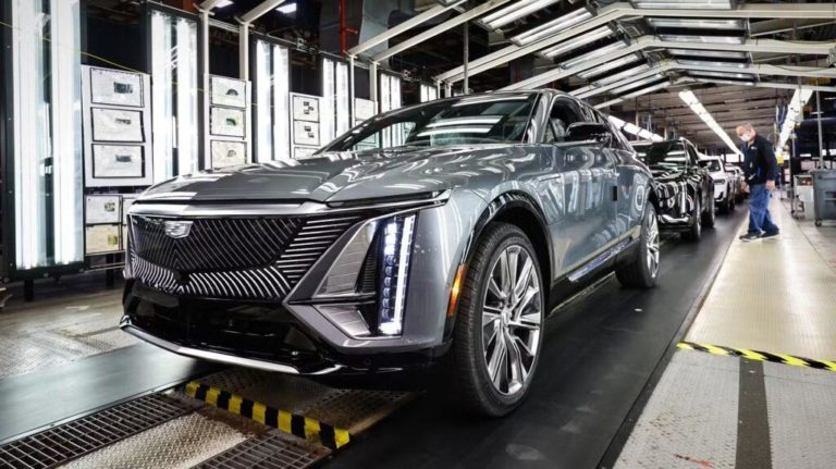 General Motors torna in Europa con il SUV Cadillac Lyriq 1024x575.jpg