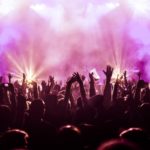 SH concerto pubblico mani.jpg