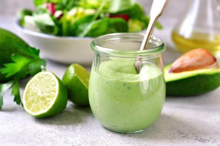 Salsa yogurt e avocado scaled.jpg