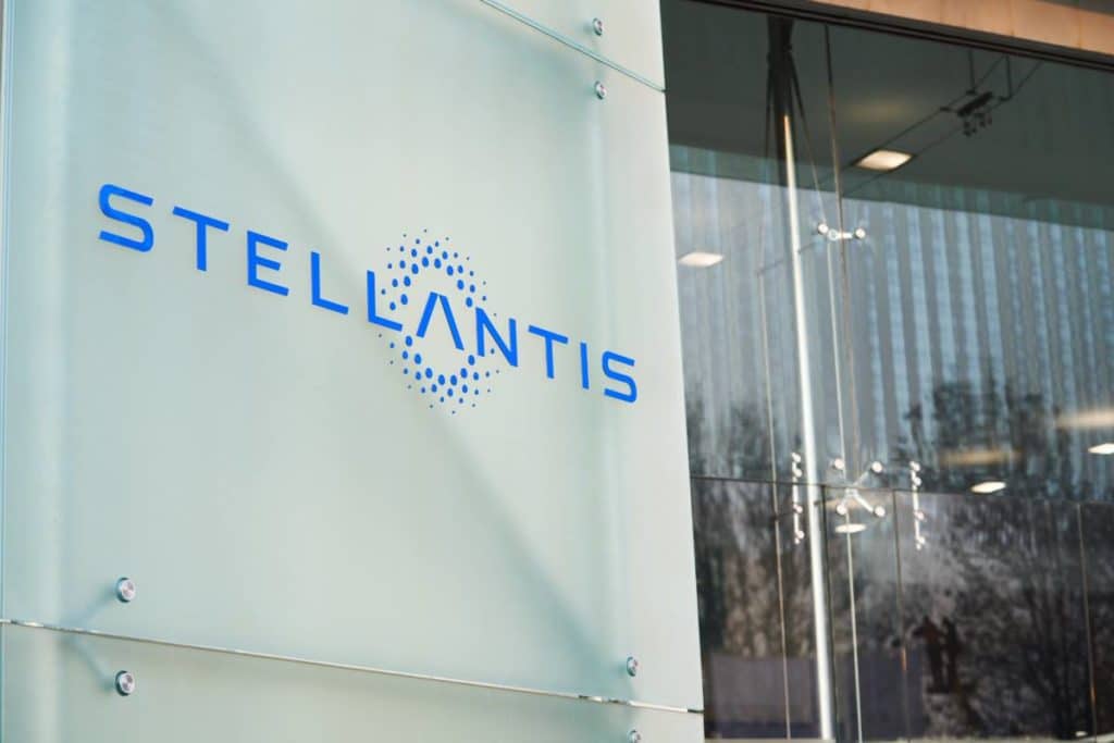 Stellantis.jpg