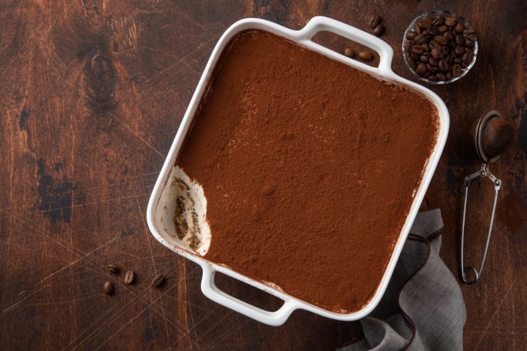 Tiramisu alla ricotta scaled.jpg