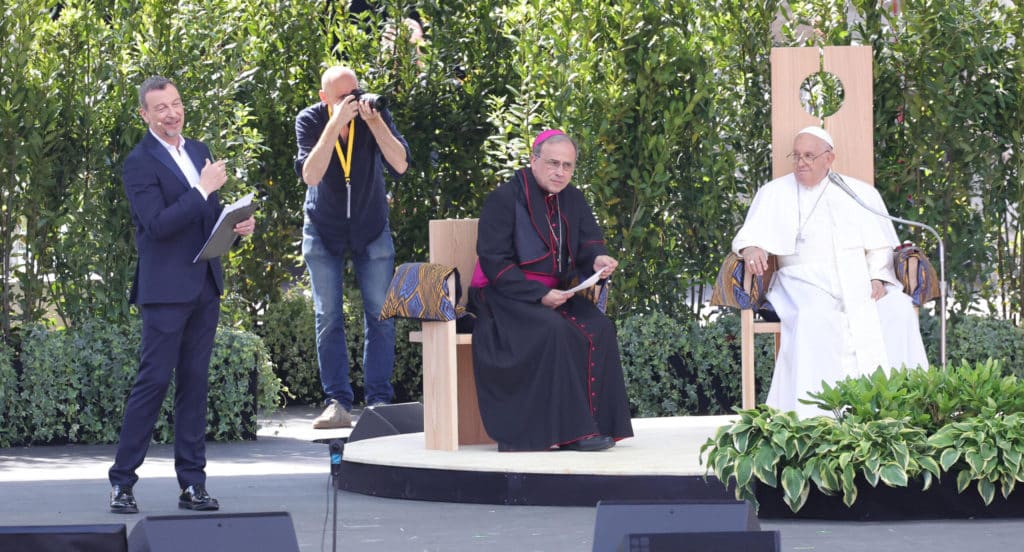 amadeus papa francesco scaled.jpg