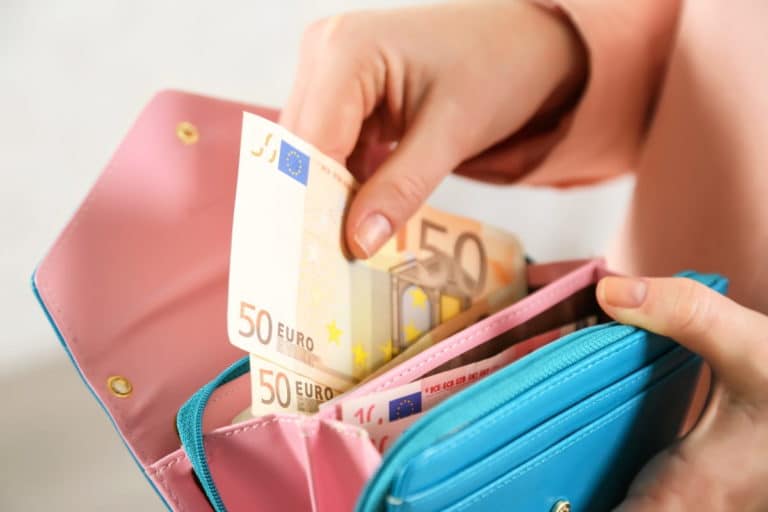bonus 200 euro.jpg