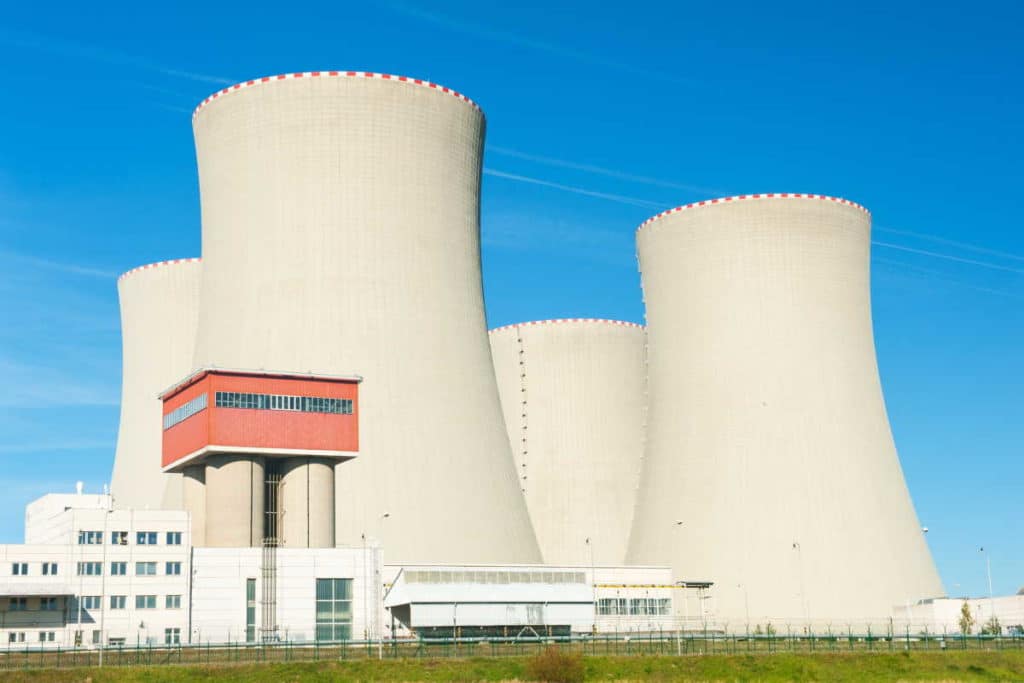 centrale nucleare.jpg