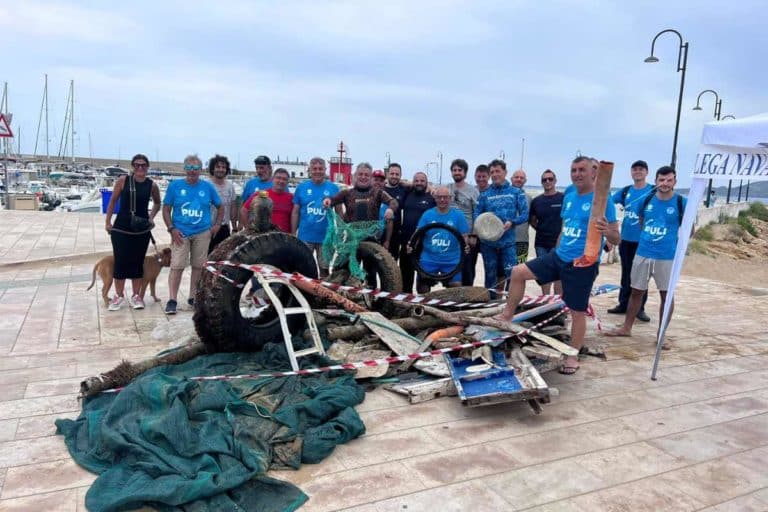 crotone pulifondali.jpg