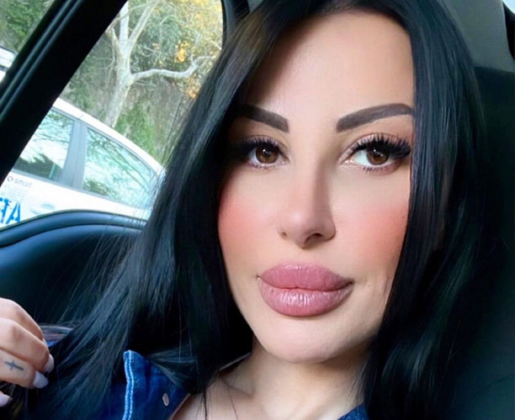 flavia borzone .jpg