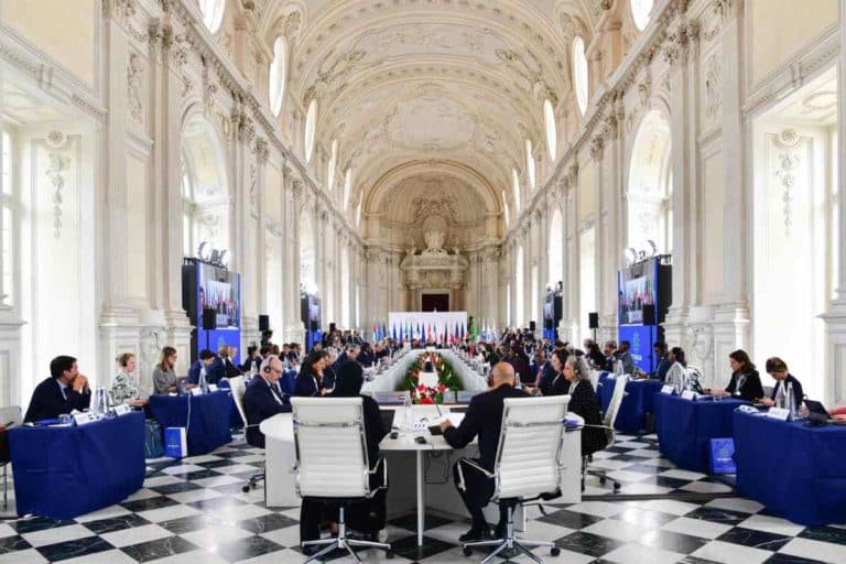 g7torino.jpg