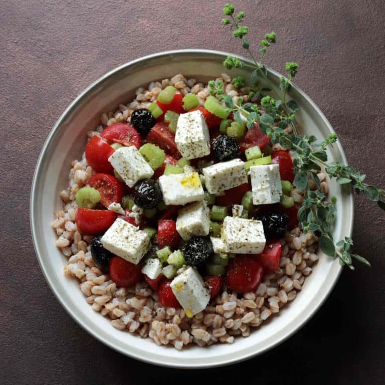 insalata di farro rucola pomodorini e feta.jpg