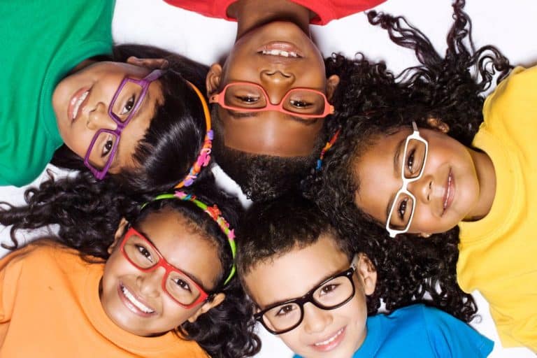 occhiali contro la poverta.jpg