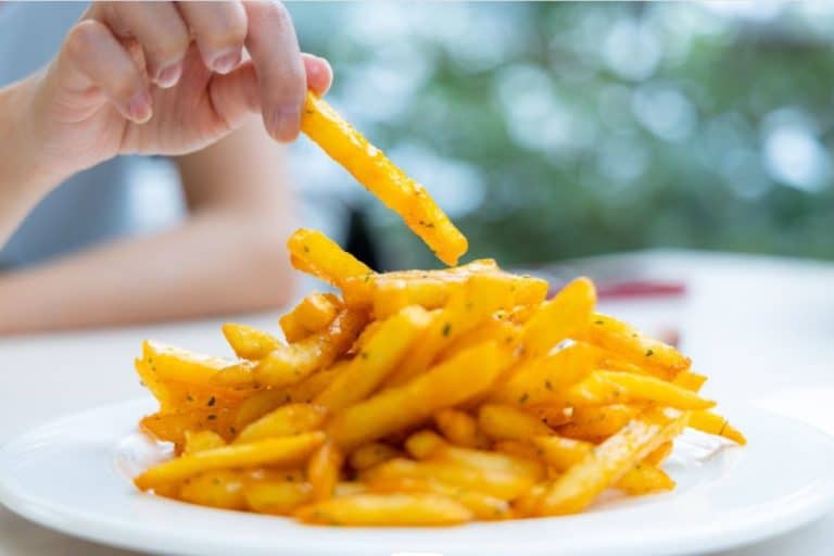 Alle Olimpiadi di Parigi 2024 non si mangeranno patatine fritte (né foie gras) e il motivo ti stupirà 7 patatine fritte.jpg