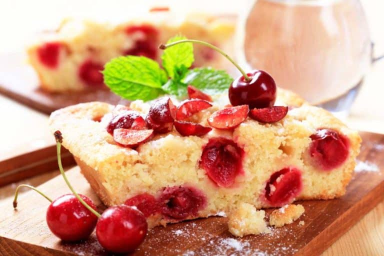 plumcake alle ciliegie.jpg
