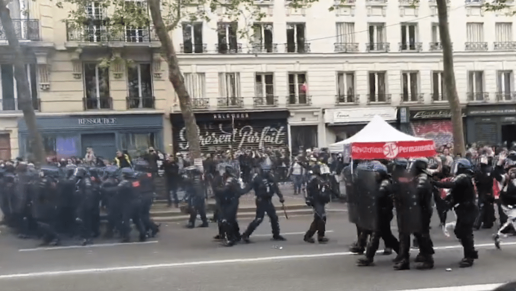 polizia francia parigi.png