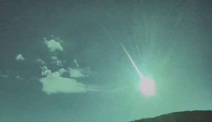 portugal spain fireball comet m.jpg