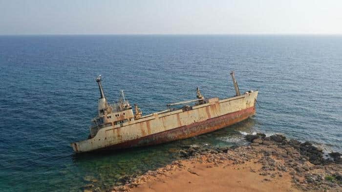 shipwreck m.jpg
