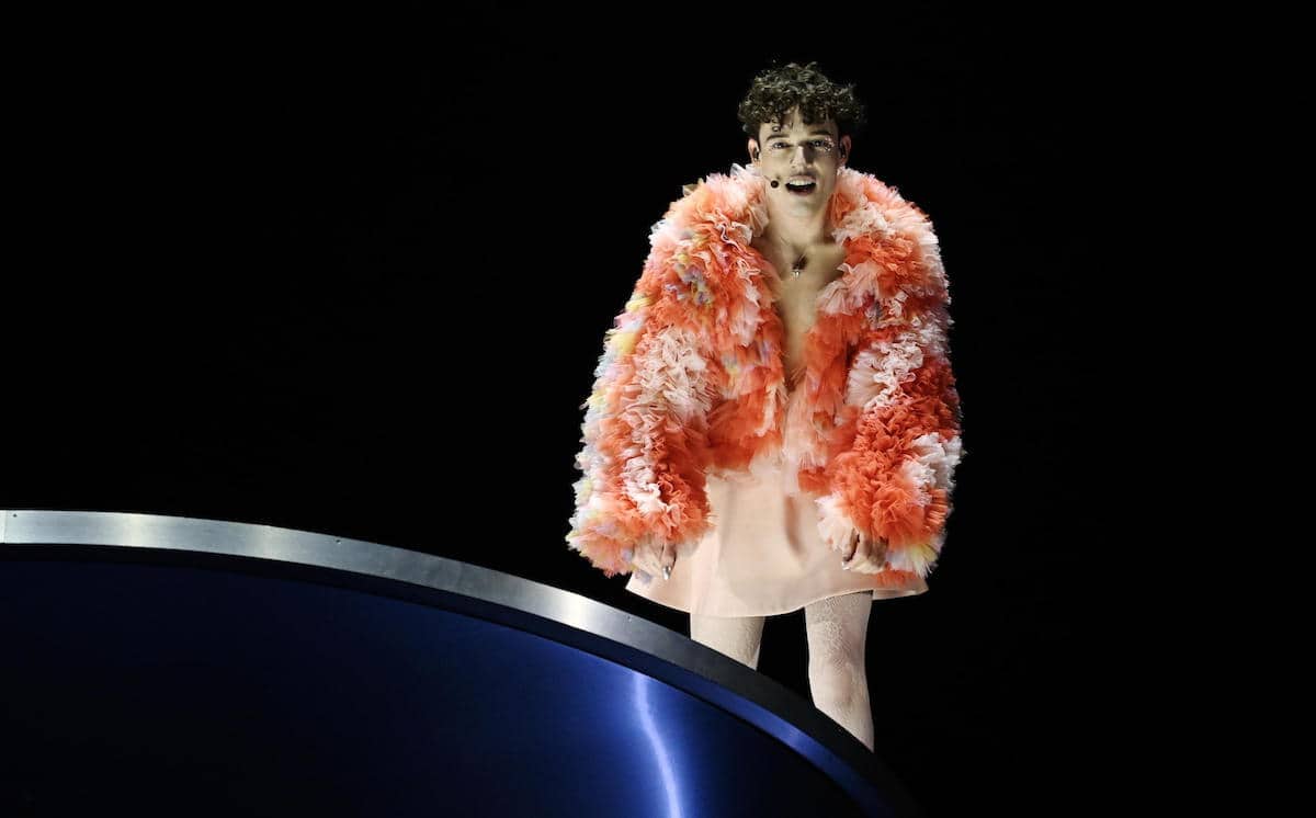 Eurovision 2024, Nemo pigliatutto: dal carisma di Angelina Mango all’Armenia in stile Dargen, il meglio e il peggio della finale 1 svizzera eurovision nemo.jpg