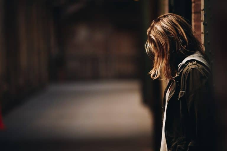 violenza sessuale sedicenne.jpg
