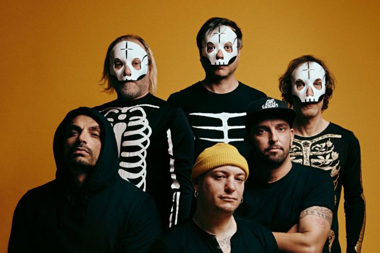 CS Tre Allegri Ragazzi Morti Cor Veleno phMagliocchetti01 Hi res.jpg