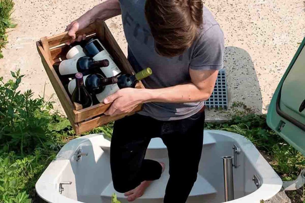 Groundfridge cantina moderna.jpg