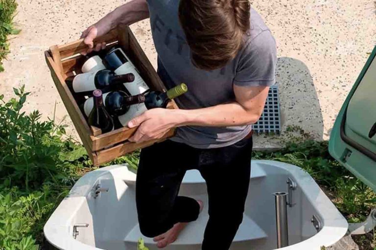 Groundfridge cantina moderna.jpg