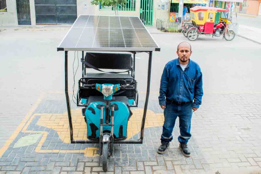 Mototaxi solare.jpg