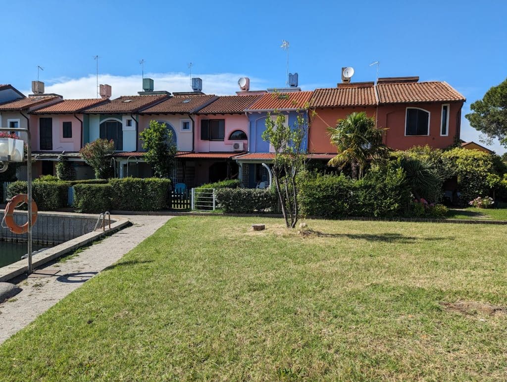 isola albarella.jpg