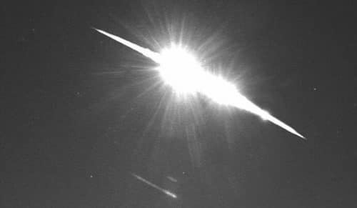 Forte boato scuote la Toscana: probabilmente è stato un meteorite 1 meteorite 500x291.jpg