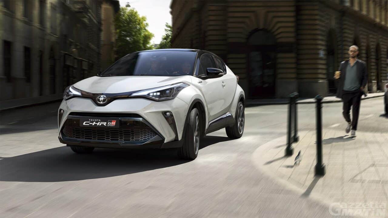 toyota chr e1718900988625.jpg