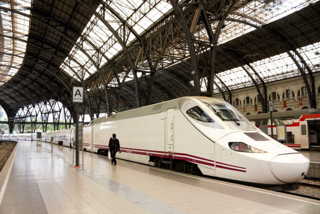 treno alta velocita.jpg