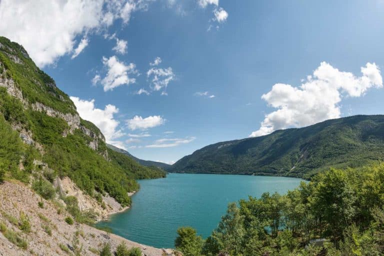 Laghi Cinque Vele.jpg