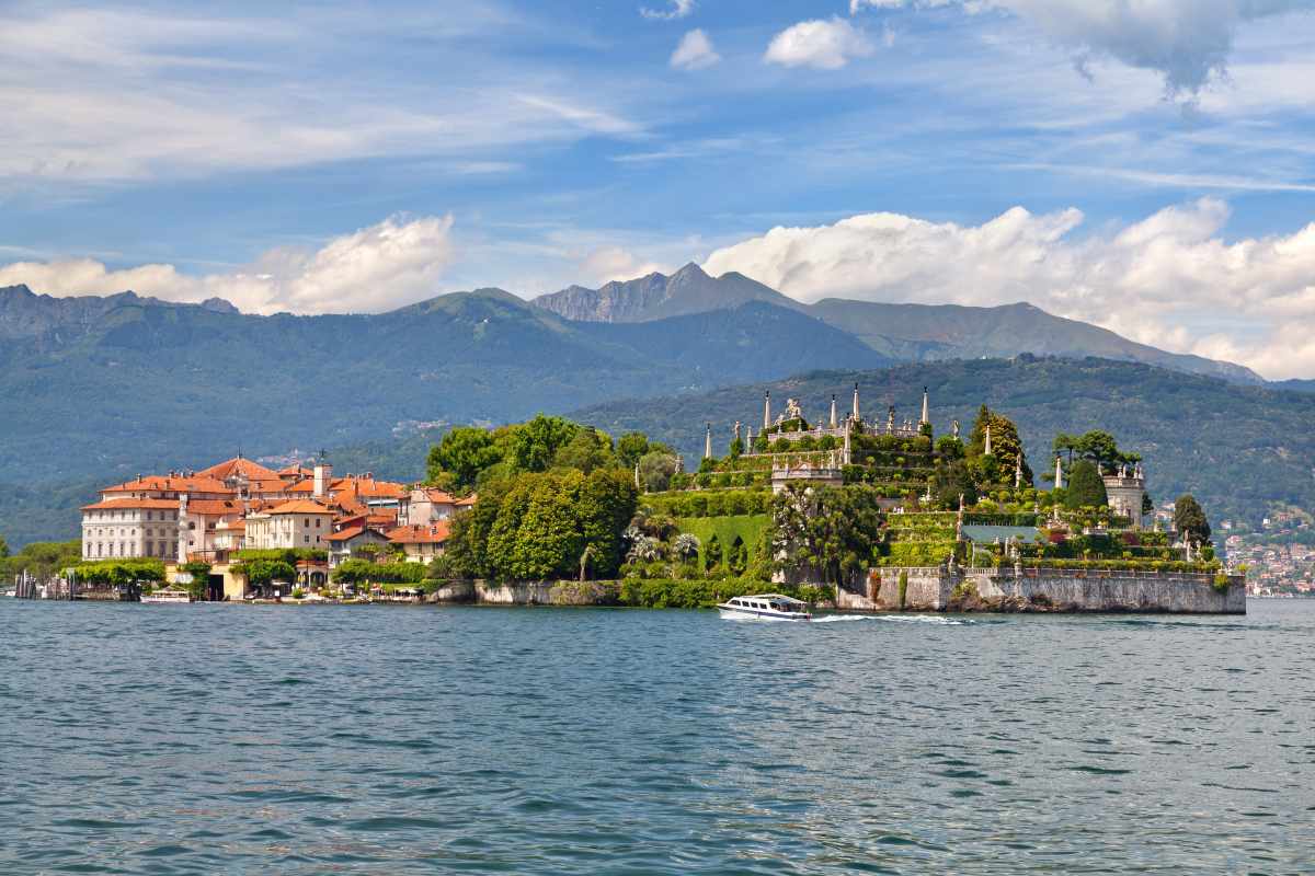 Se non ci diamo una mossa, perderemo il Lago Maggiore (inquinato oltre i limiti in quasi tutti i punti analizzati) 1 Lago Maggiore.jpg