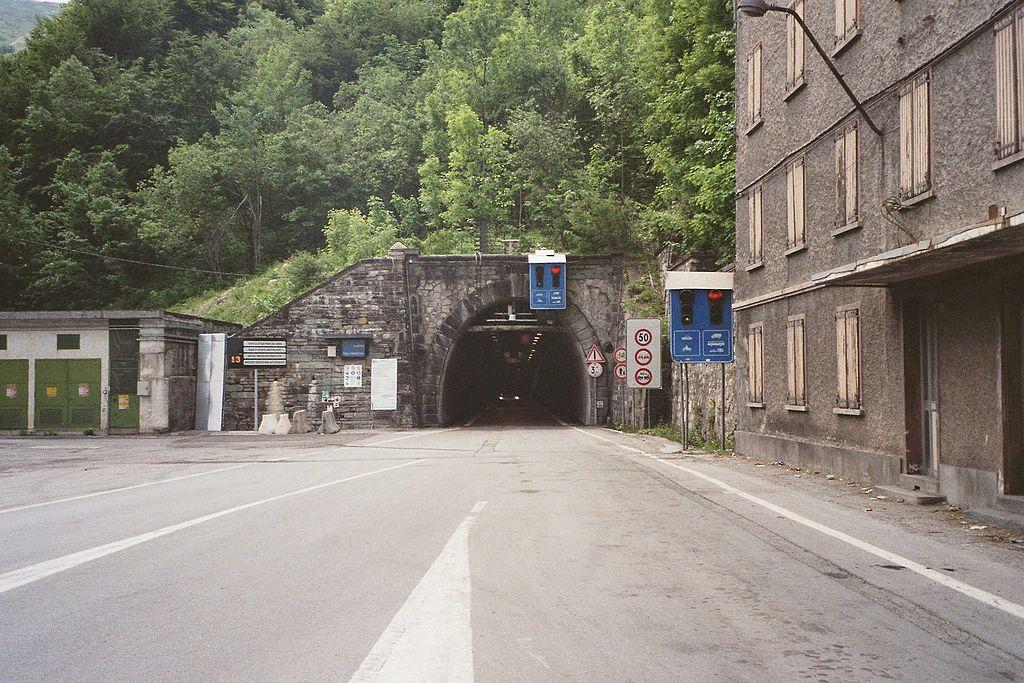 Traforo Colle di tenda.jpg
