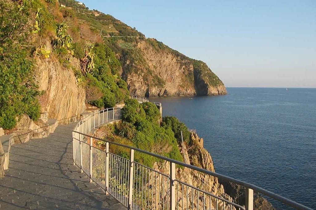 Via dellAmore 5 Terre.jpg