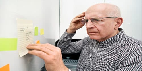 declino cognitivo interna carepharm 500x250.jpg