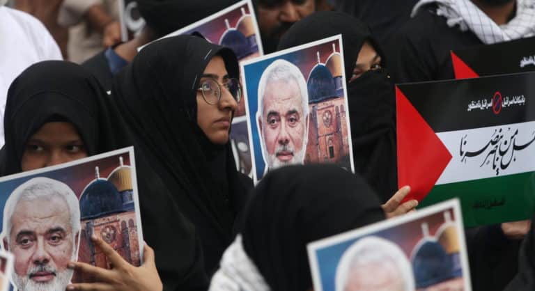 manifestazione pro Haniyeh hamas scaled.jpg