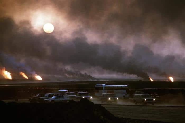 oil well fires in kuwait m.jpg