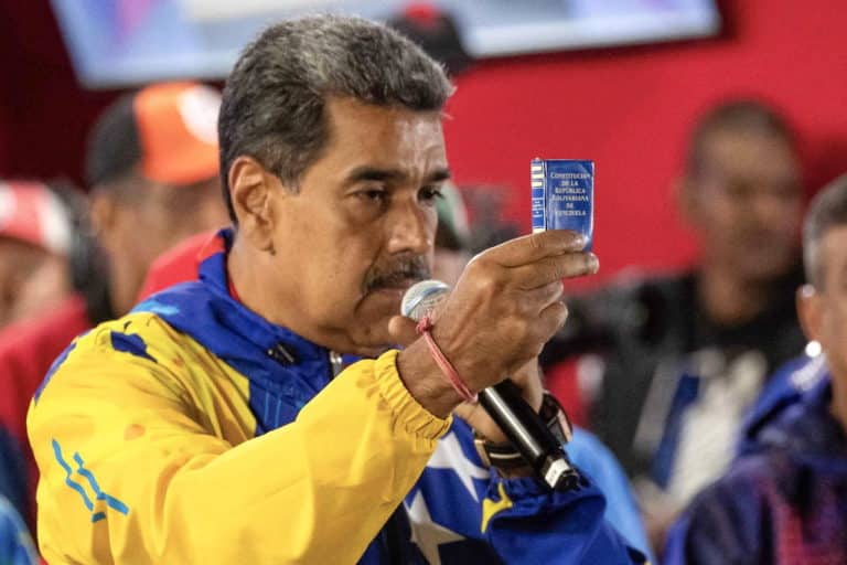 Venezuela, Maduro proclamato presidente tra proteste e denunce di brogli. Indagata la leader dell’opposizione per frode elettorale 1 venezuela maduro elezioni.jpg