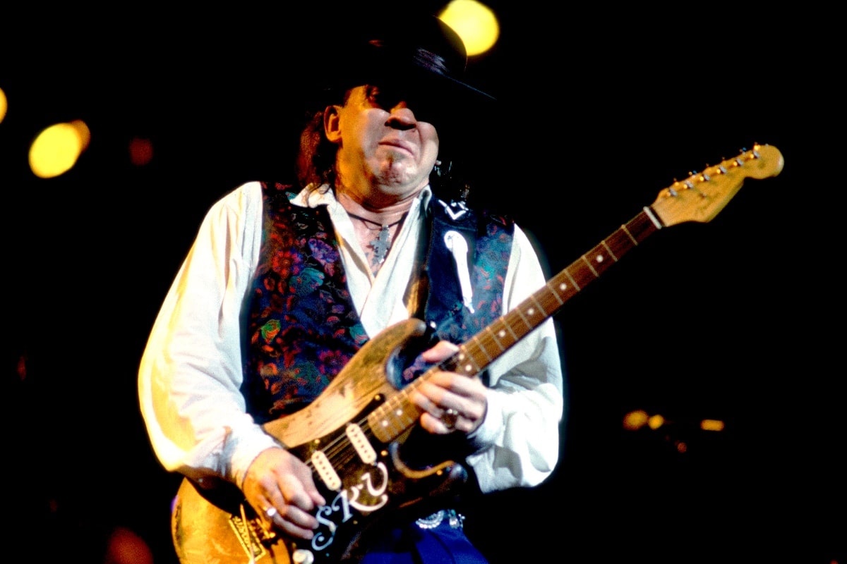 In memoria di Stevie Ray Vaughan, il guitar hero del blues 1 GI Stevie Ray Vaughan.jpg
