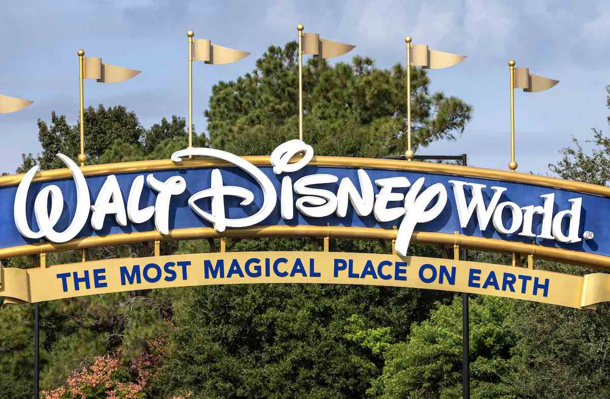 Donna muore nel parco Disney a Orlando, l’azienda si oppone alla causa del marito: «Ha firmato la liberatoria abbonandosi allo streaming» 1 disney orlando florida.jpg