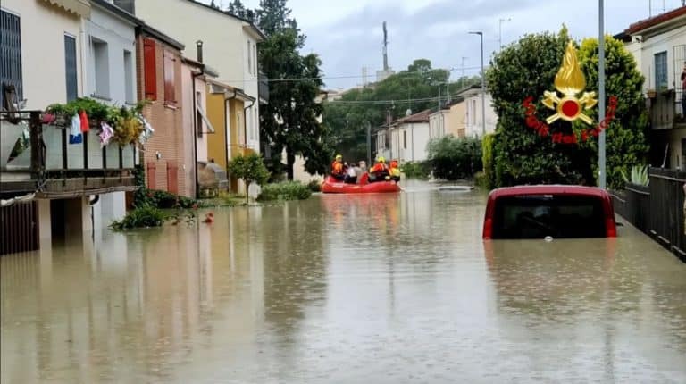 emilia romagna alluvione rischio acqua contaminata cosa succede.jpg
