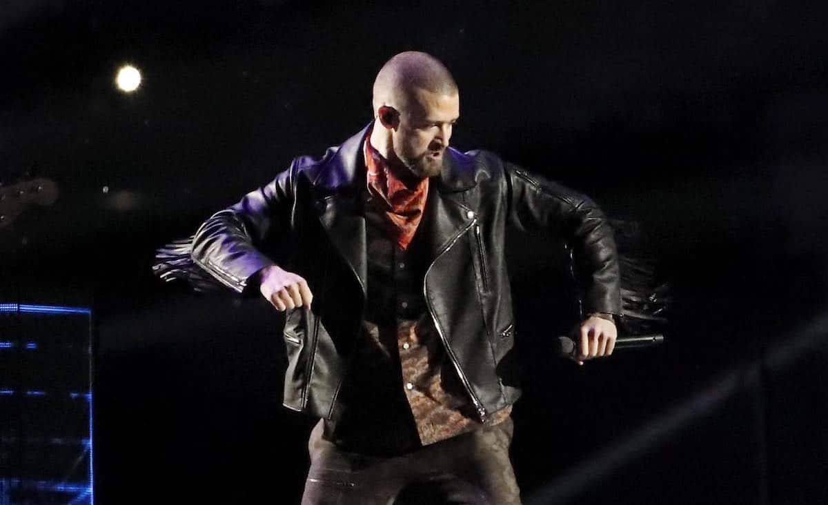 Sospesa la patente a Justin Timberlake: fermato alla guida ubriaco, il cantante si è rifiutato di sottoporsi al test del palloncino 1 justin timberlake super bowl 1.jpg