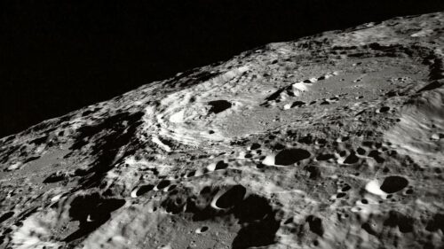 luna 500x281.jpeg