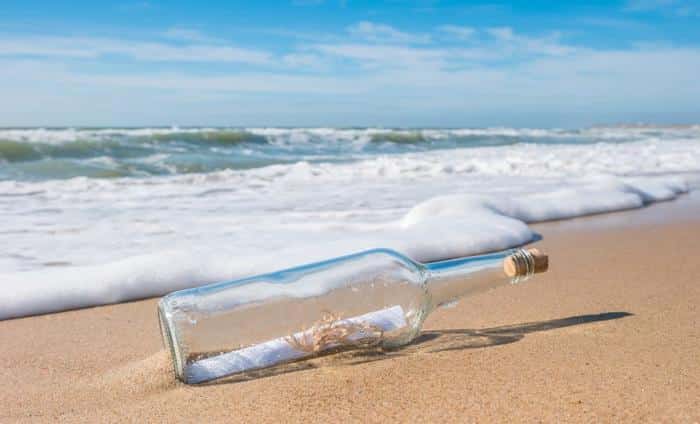 Il mistero della bottiglia più antica del mondo 1 message in a bottle m.jpg