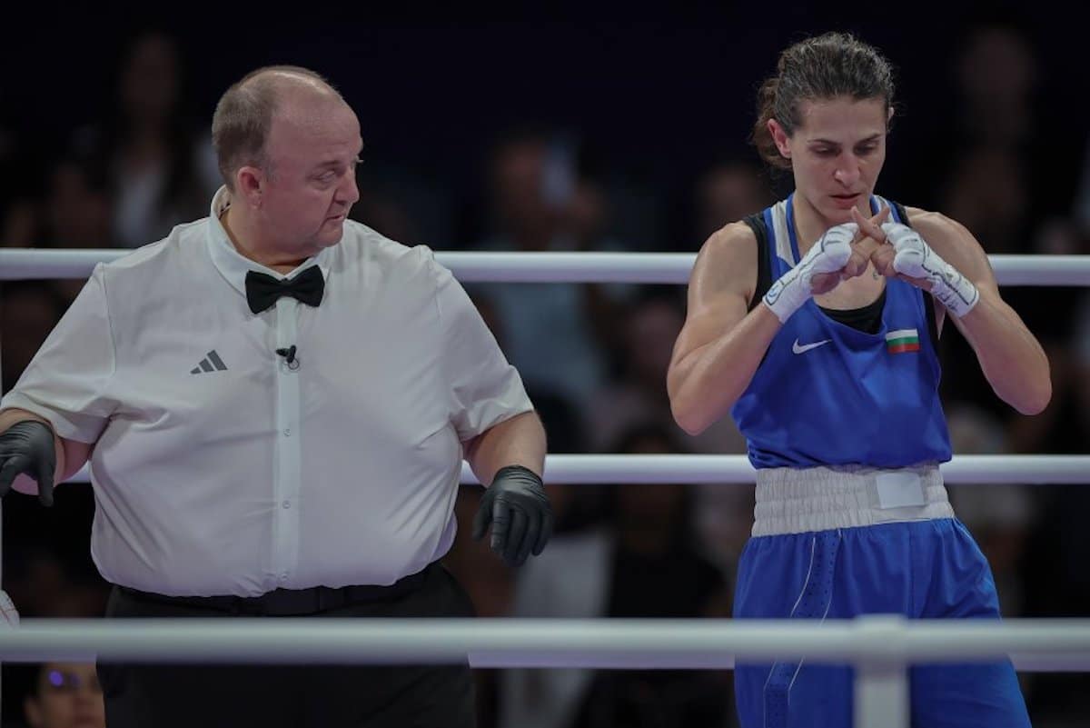 Olimpiadi 2024, il caso della pugile bulgara sconfitta da Lin Yu Ting: il gesto delle due X che allude ai cromosomi femminili 1 olimpiadi 2024 parigi lin svetlana x.jpg