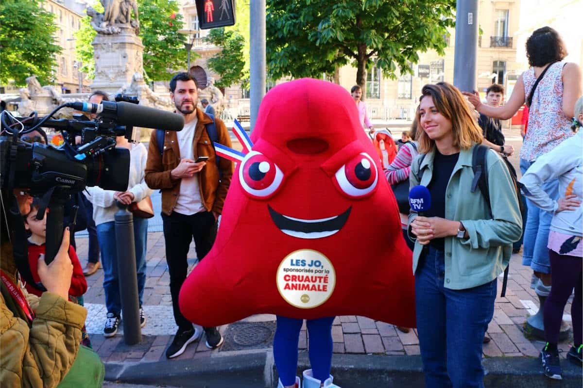 Il lato oscuro delle Olimpiadi di Parigi, importante sponsor accusato di maltrattamento sugli animali 1 olimpiadi parigi sponsor maltrattamento animali