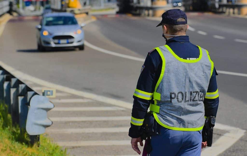 polizia stradale valassina.jpg