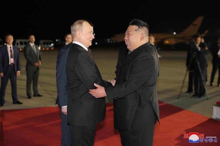 putin kim jong un.jpeg