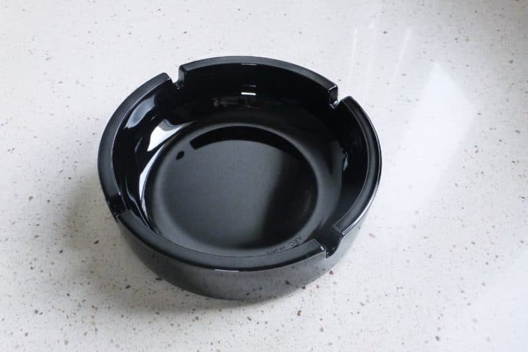 Hai dei vecchi posacenere di cui non sai che fartene? Riciclali così! 8 riciclo posacenere.jpg