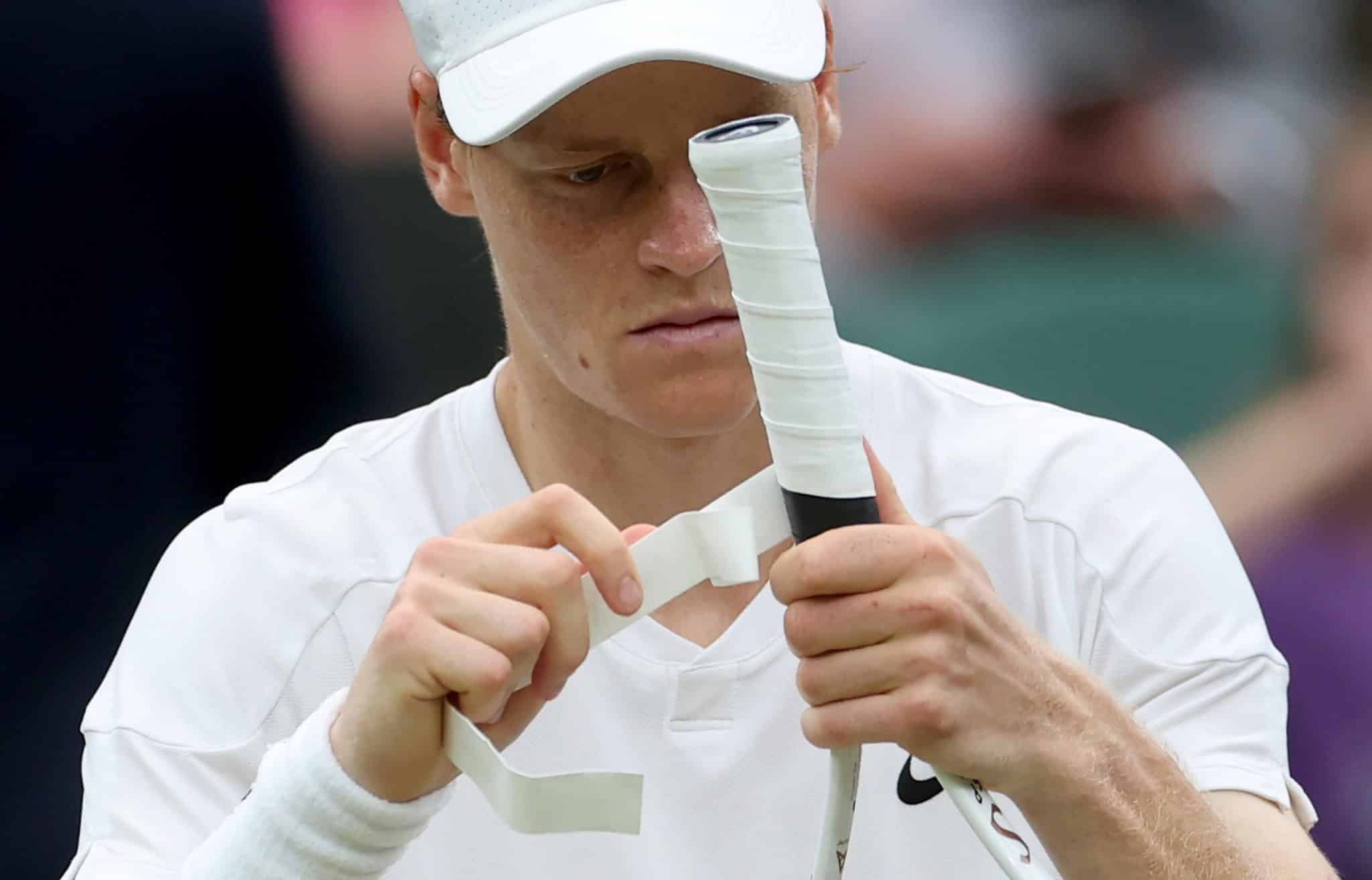 Tennis, Sinner torna sul caso doping: «Non ho fatto nulla di male». Impatto sugli Us Open? «Non è certo la vigilia ideale per uno Slam» 1 sinner wimbledon scaled.jpg